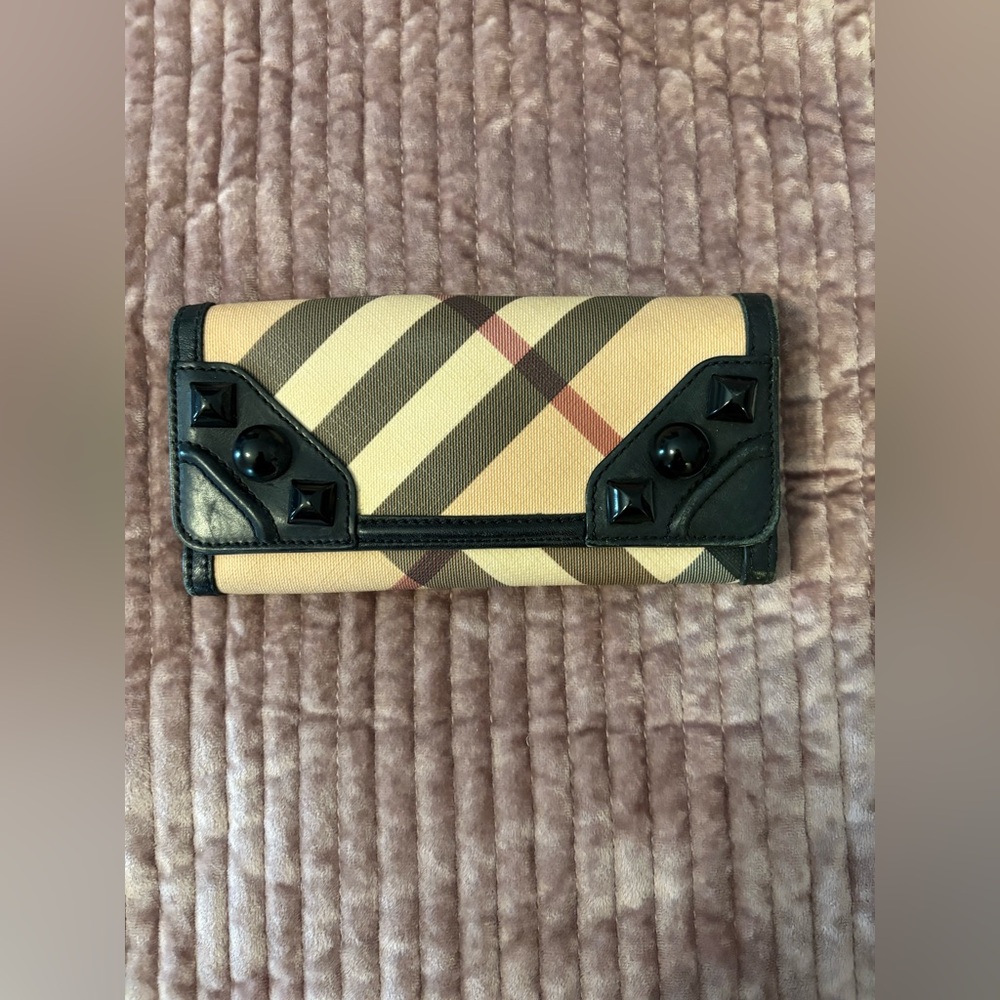 Burberry Nova Stud Wallet